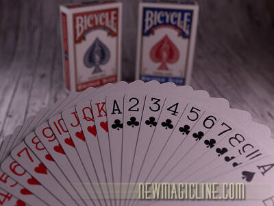 Bicycle Bridge size Spielkarten in Rot oder Blau - Bicycle Karten für kleinere Hände