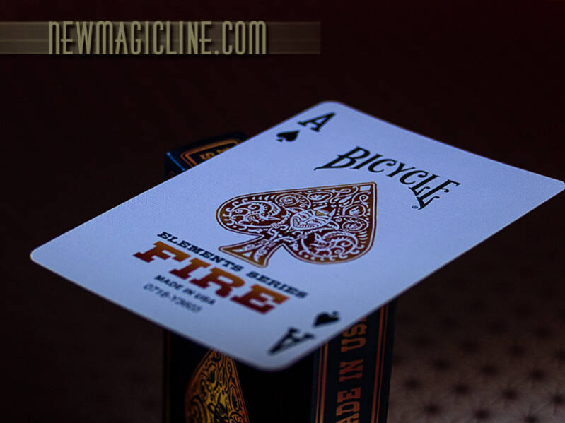 Bicycle Elements Fire - Pokerkarten mit dem Element Feuer