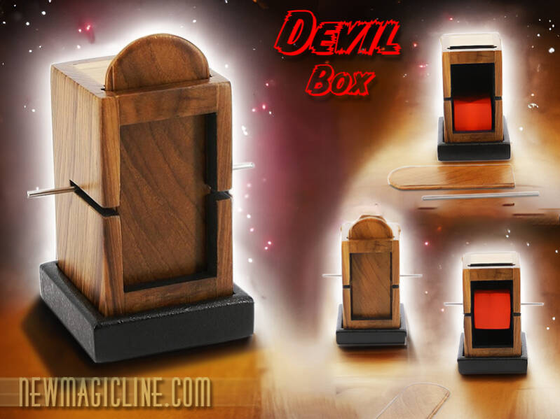 Devil Box - ein Holzwürfel durchdringt einen soliden...