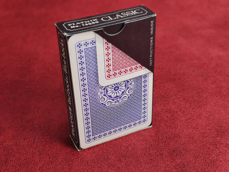 Piatnik Doppelrücken Spielkarten  BLAU / ROT Magic Christian - Red Backs Blue Backs