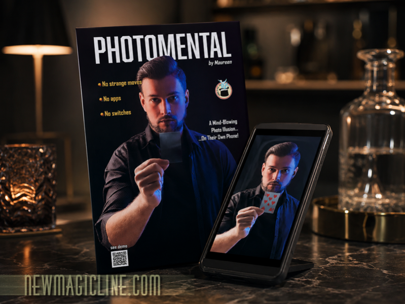 Photomental - Beim Handyfoto wird Spielkarte auf einer...