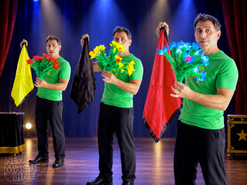 Color Changing Hanky With Flower Production - Blumen...
